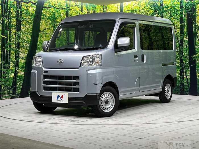 2022 Daihatsu Hijet Cargo