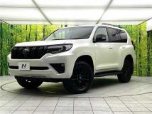 2023 Toyota Land Cruiser Prado
