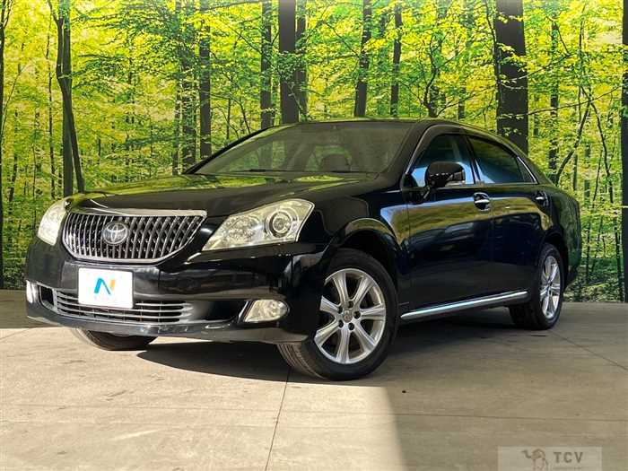 2011 Toyota Crown Majesta