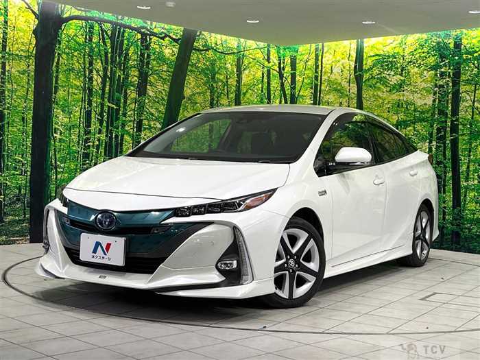 2017 Toyota Prius PHV