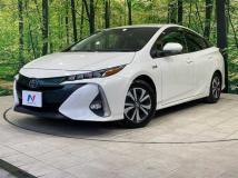 2019 Toyota Prius PHV