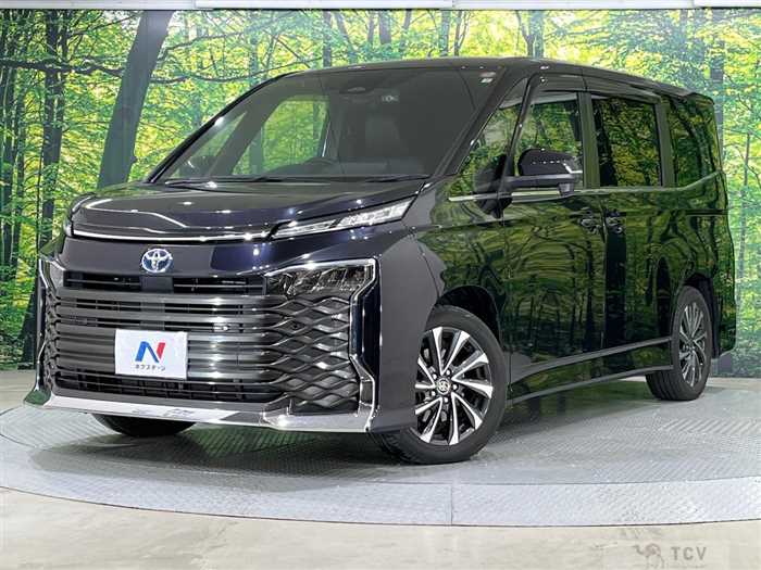 2023 Toyota Voxy