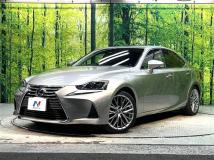 2017 Lexus IS