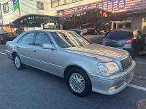 2000 Toyota Crown