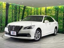 2013 Toyota Crown