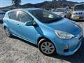 2013 Toyota AQUA