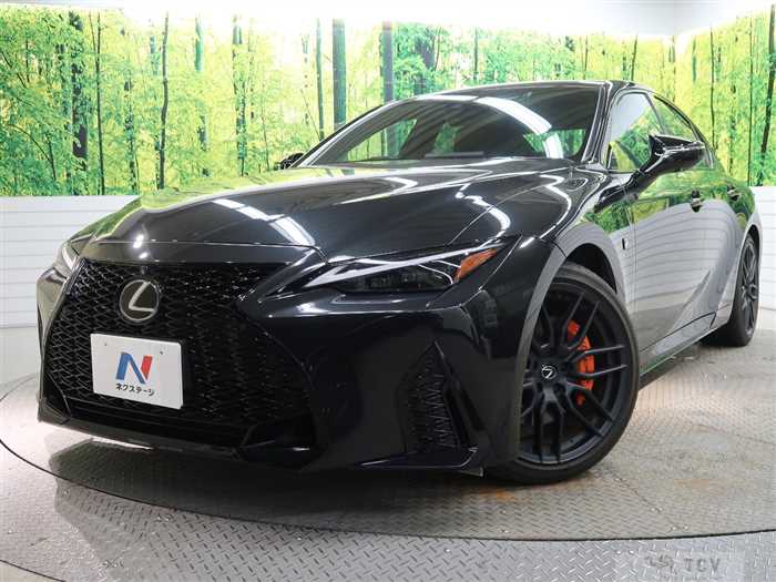 2023 Lexus IS
