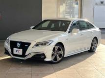 2019 Toyota Crown Hybrid