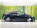 2017 Toyota Prius PHV