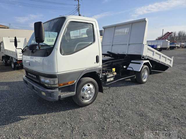 2001 Mitsubishi Canter
