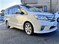 2013 Nissan Serena