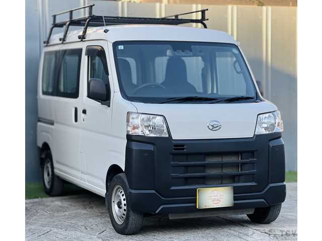 2022 Daihatsu Hijet Cargo