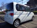 2011 Daihatsu Tanto