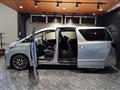 2013 Toyota Alphard G