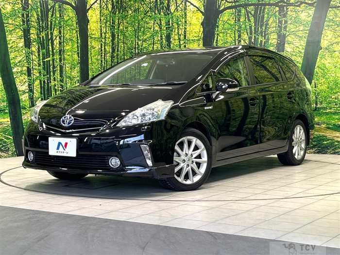 2013 Toyota PRIUS α