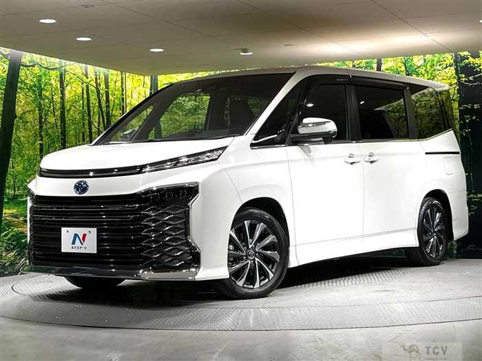 2023 Toyota Voxy