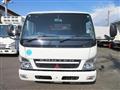 2005 Mitsubishi Canter