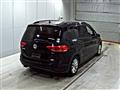 2016 Volkswagen Golf Touran