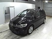2016 Volkswagen Golf Touran