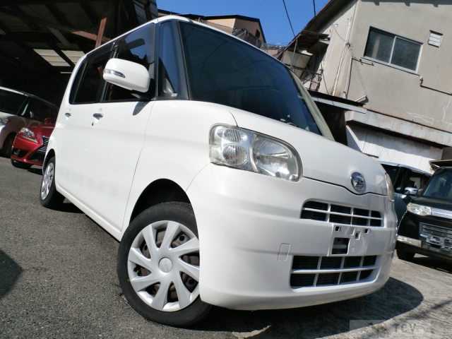 2011 Daihatsu Tanto