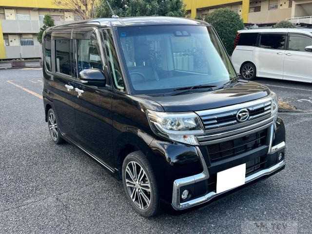 2018 Daihatsu Tanto Custom