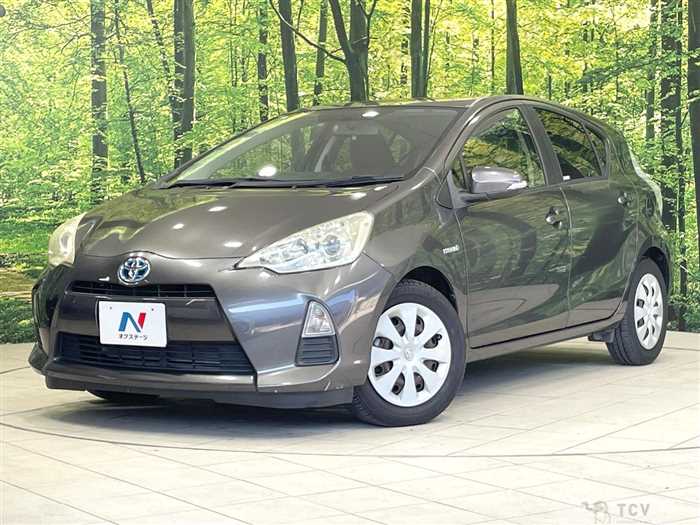 2013 Toyota AQUA