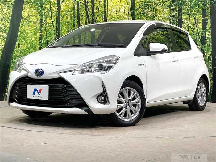 2017 Toyota Vitz
