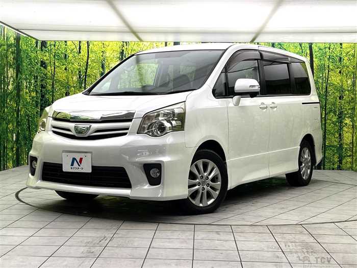 2011 Toyota Noah