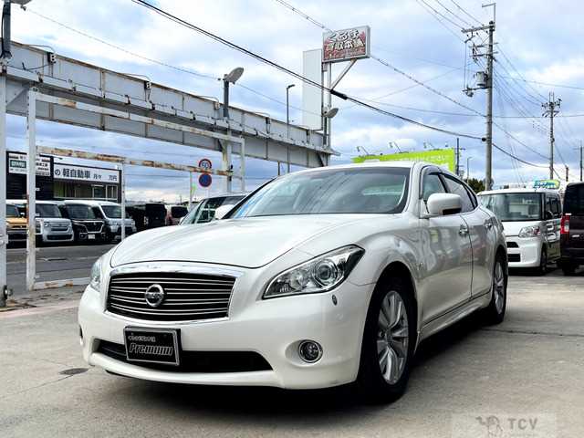 2010 Nissan Fuga