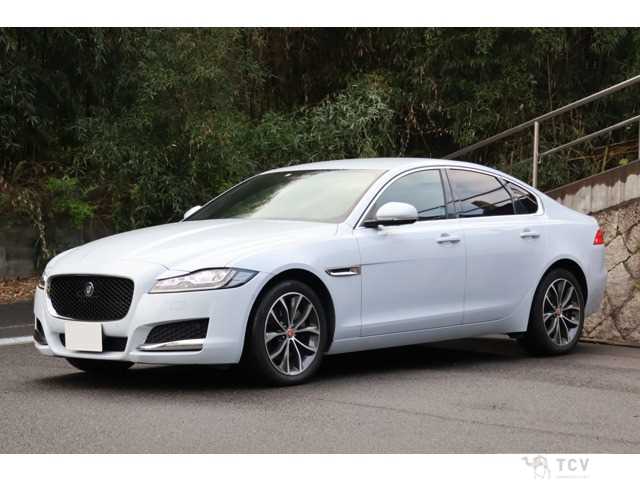 2018 Jaguar XF