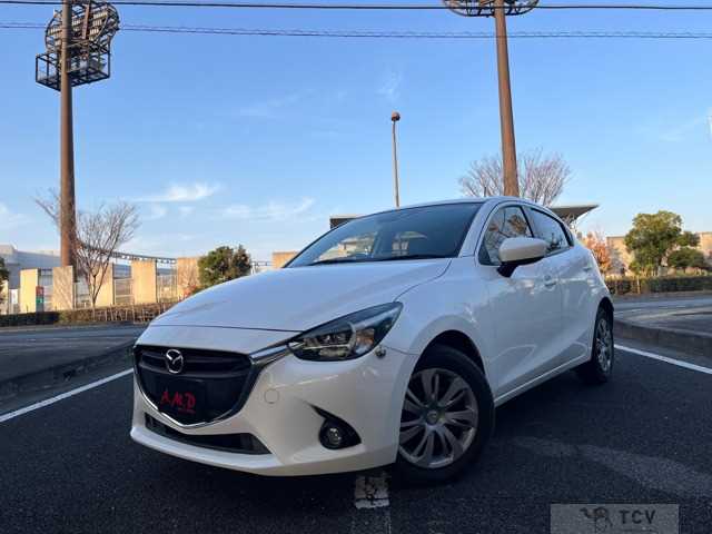 2015 Mazda Demio