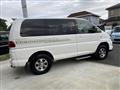 2000 Mitsubishi Delica Spacegear