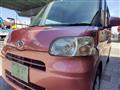 2010 Daihatsu Tanto