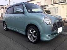 2005 Daihatsu Miragino