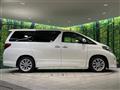 2009 Toyota Alphard