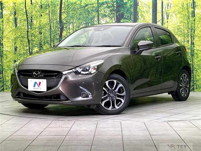 2018 Mazda Demio
