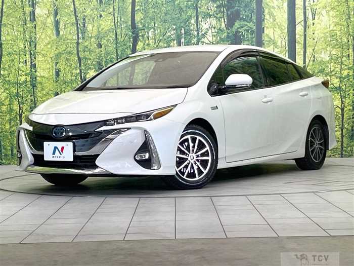 2020 Toyota Prius PHV