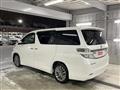 2013 Toyota Vellfire