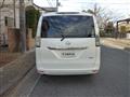 2013 Nissan Serena