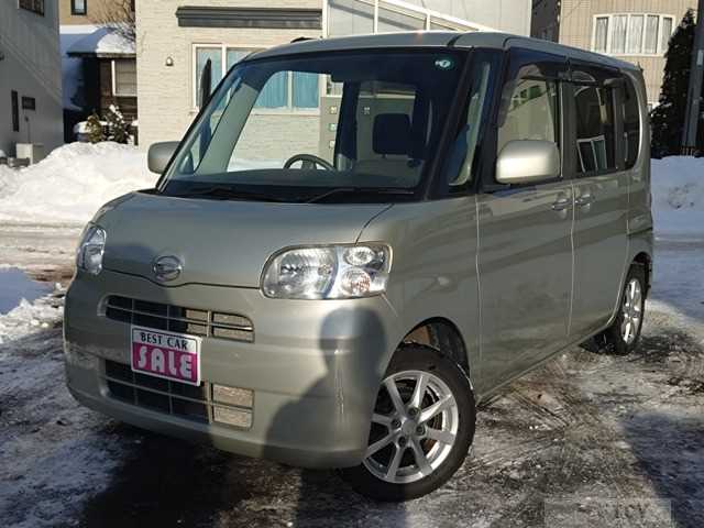 2012 Daihatsu Tanto