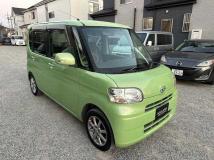 2011 Daihatsu Tanto