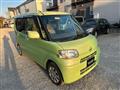 2011 Daihatsu Tanto