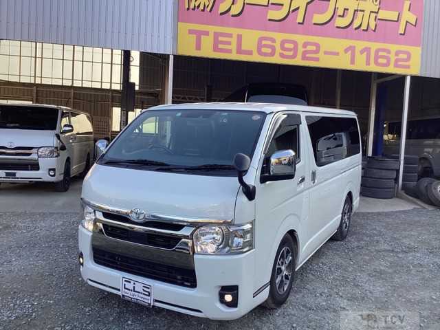 2022 Toyota Hiace Van