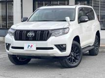 2023 Toyota Land Cruiser Prado