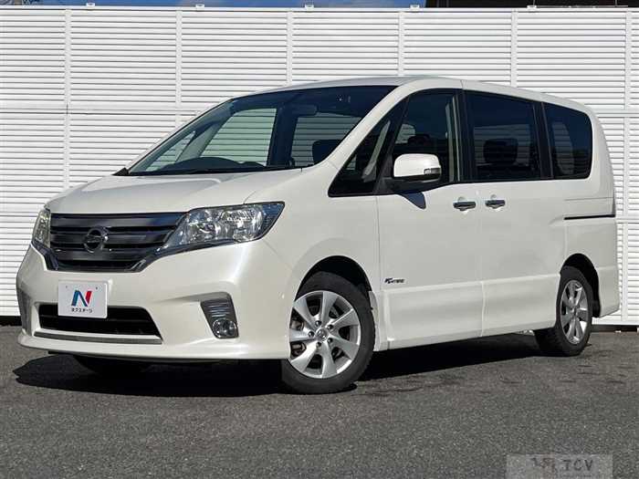 2013 Nissan Serena