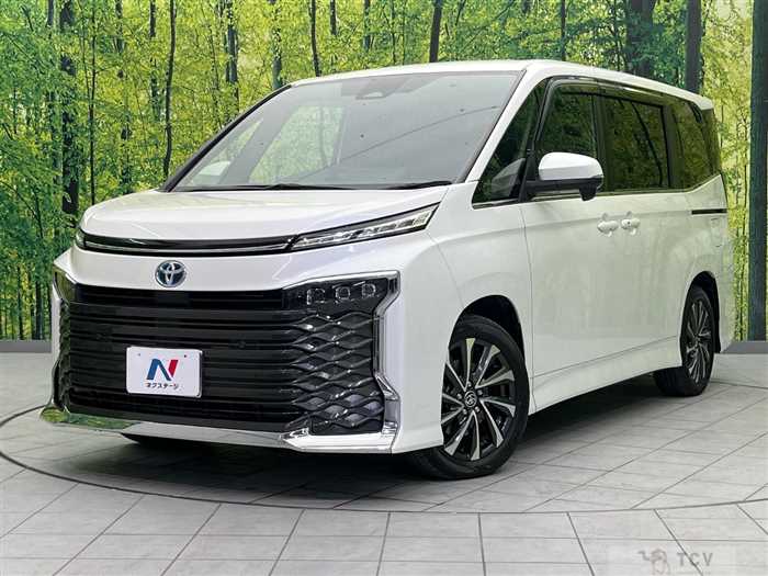 2023 Toyota Voxy
