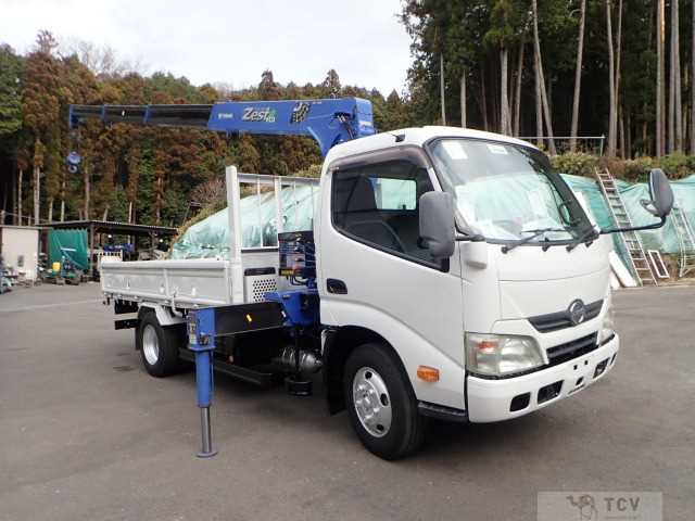 2013 Hino Dutro