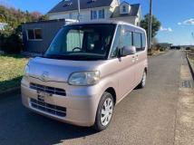 2011 Daihatsu Tanto