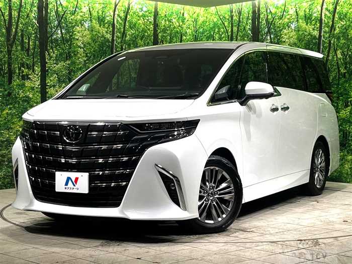 2023 Toyota Alphard