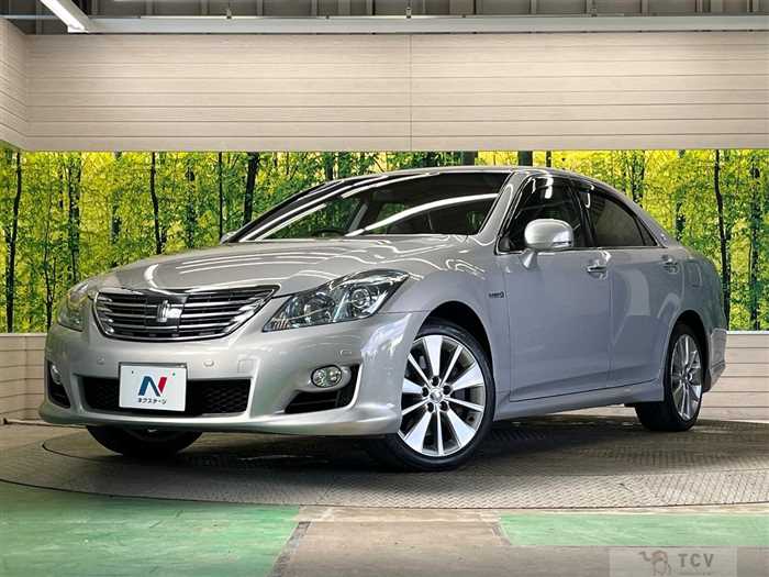 2008 Toyota Crown Hybrid